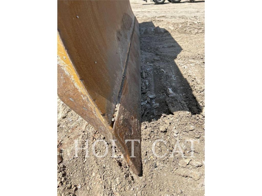 CAT D5 LGPVP Колесни товарачи