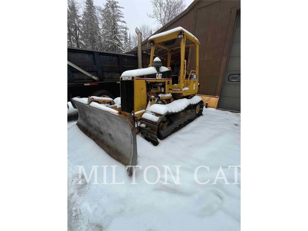 CAT D5CIII Верижни булдозери
