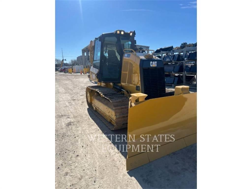 CAT D5K2 Верижни булдозери
