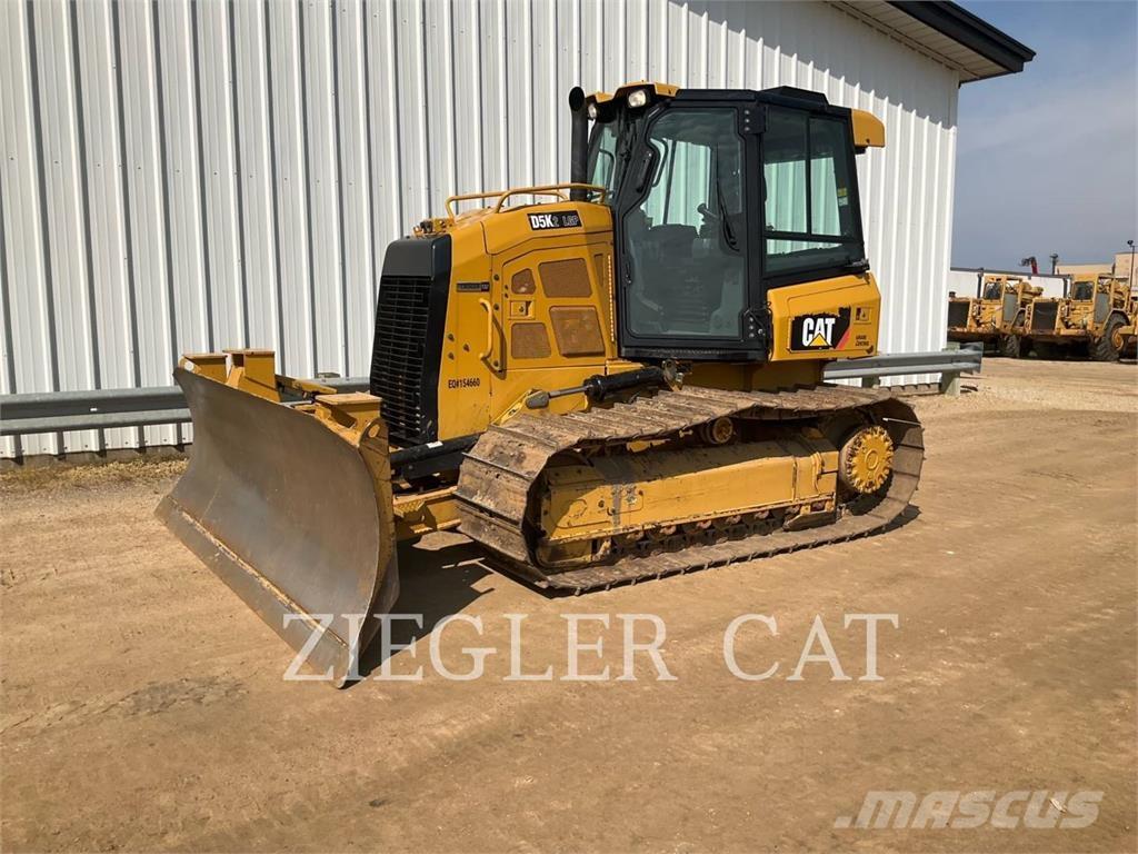 CAT D5K2 Верижни булдозери
