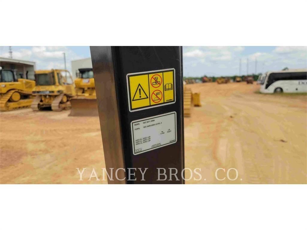 CAT D5K2 XL Верижни булдозери
