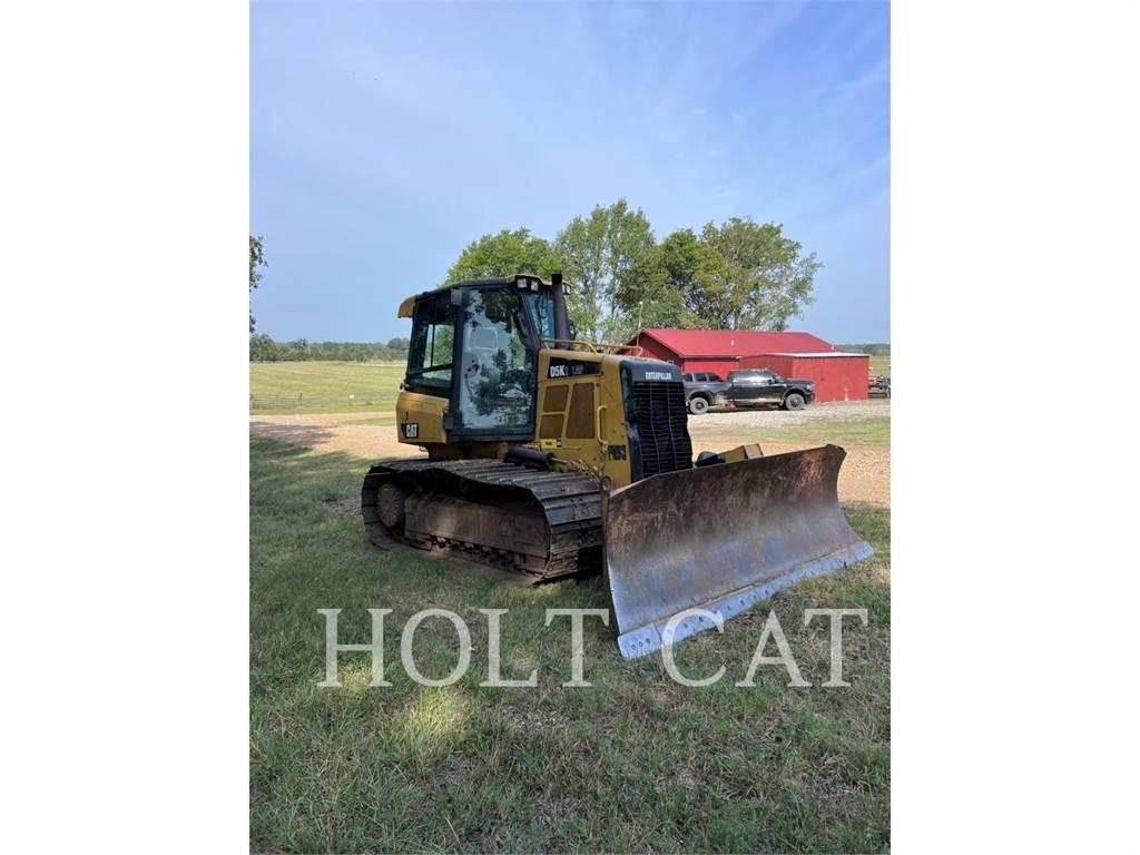 CAT D5K2LGP Верижни булдозери
