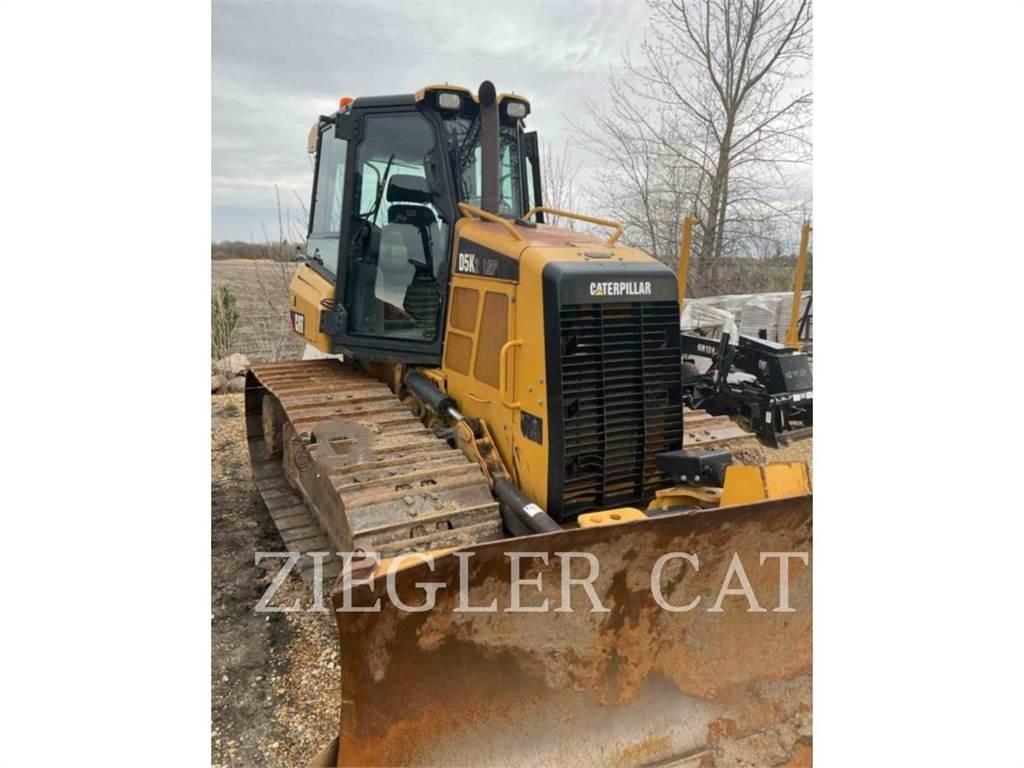 CAT D5K2LGP Верижни булдозери
