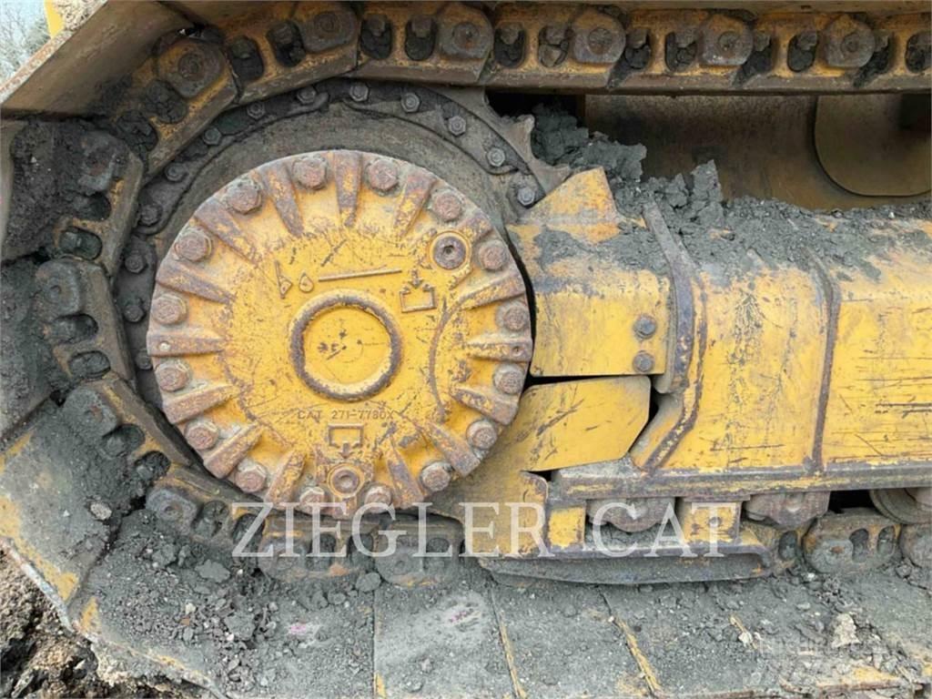 CAT D5K2LGP Верижни булдозери
