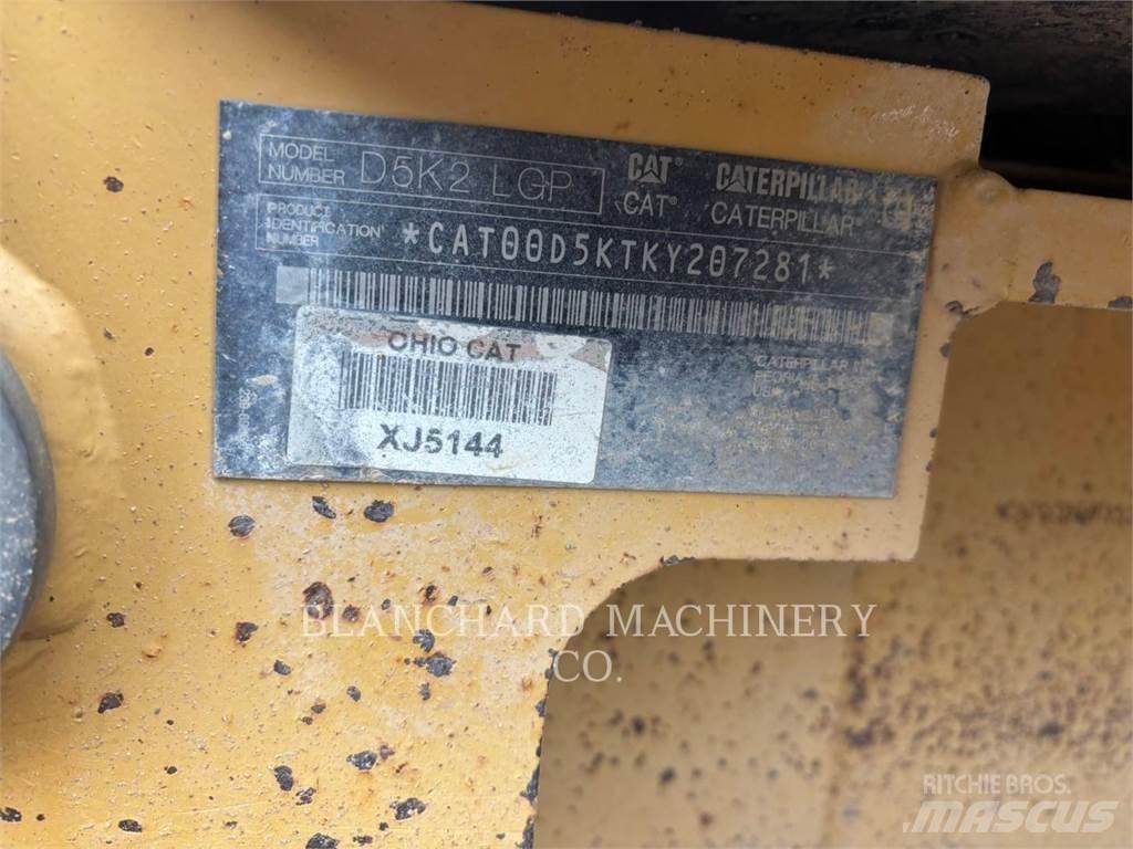 CAT D5K2LGP Верижни булдозери
