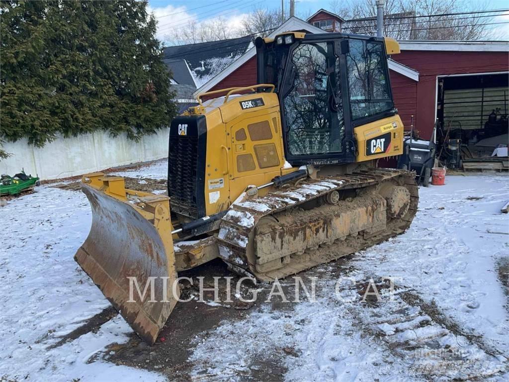 CAT D5K2X ASZ24F Верижни булдозери
