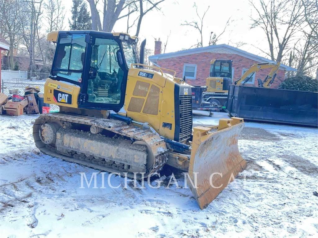 CAT D5K2X ASZ24F Верижни булдозери
