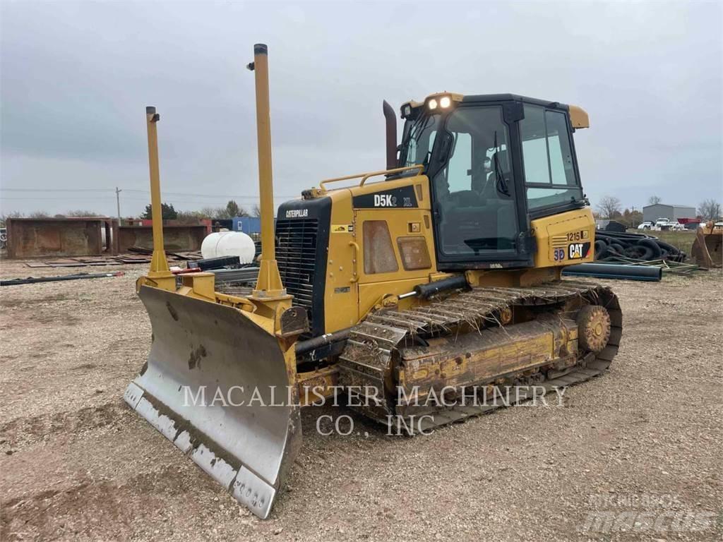CAT D5K2XL Верижни булдозери
