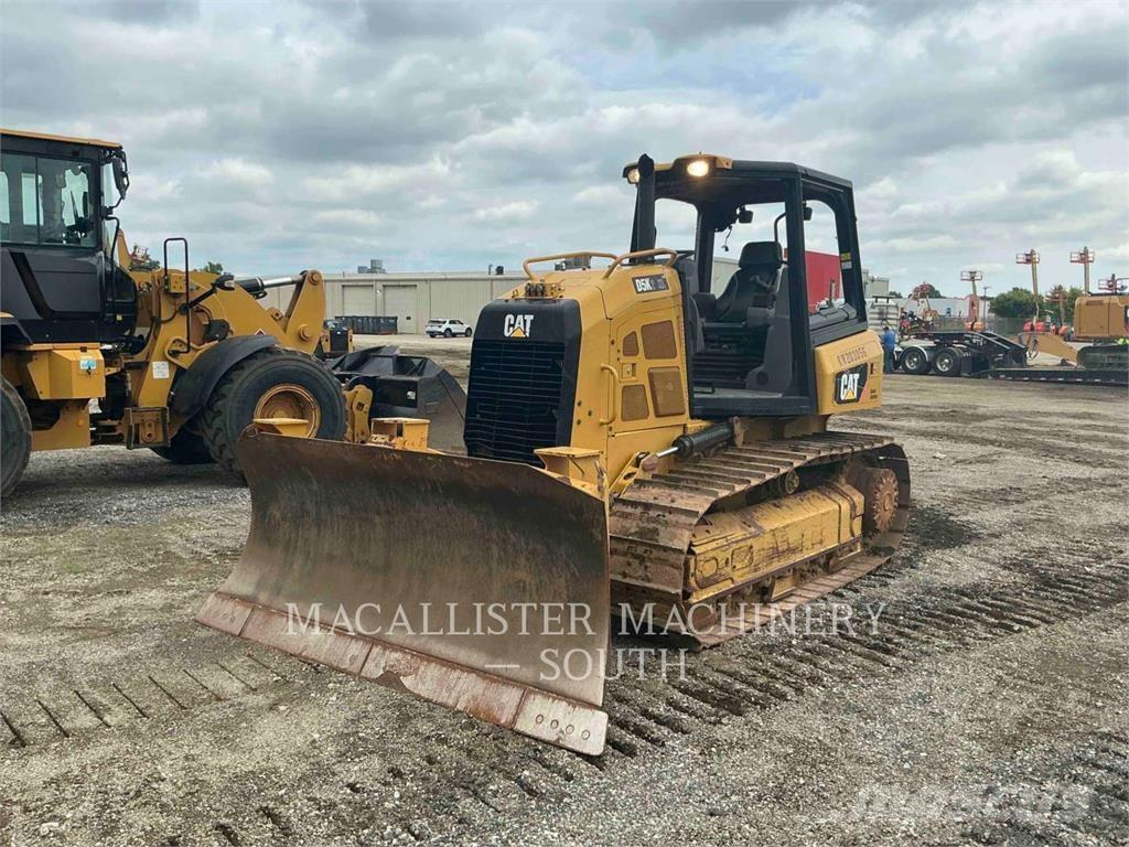 CAT D5K2XL Верижни булдозери

