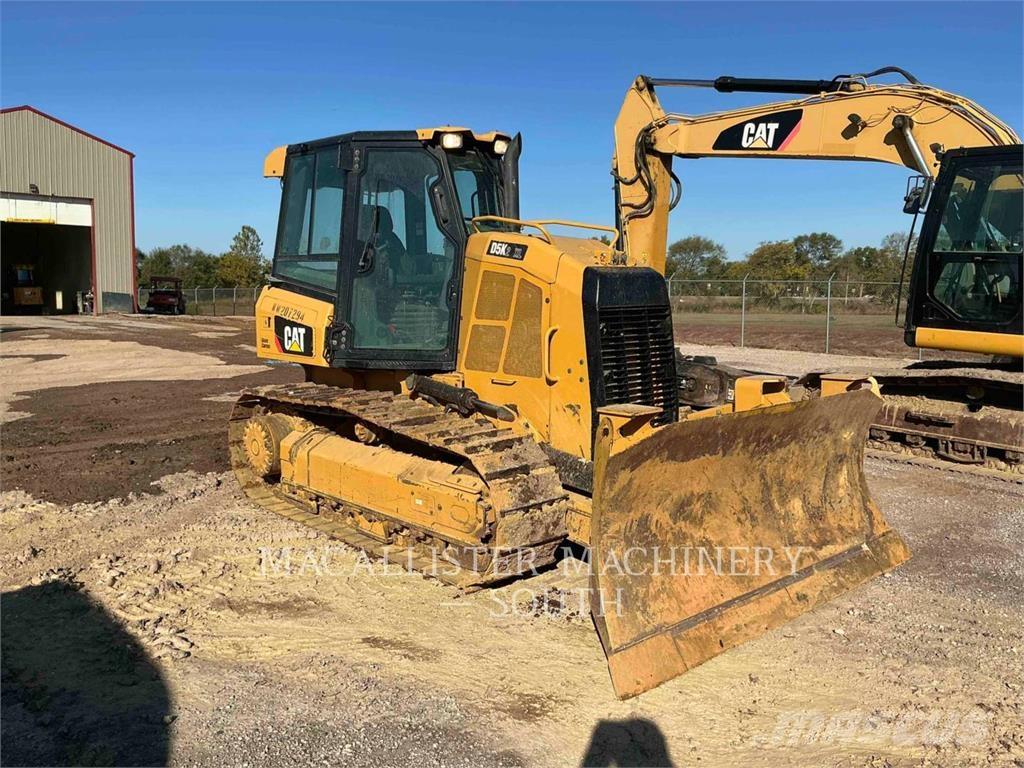 CAT D5K2XL Верижни булдозери
