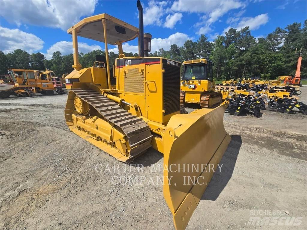 CAT D5MXL Верижни булдозери
