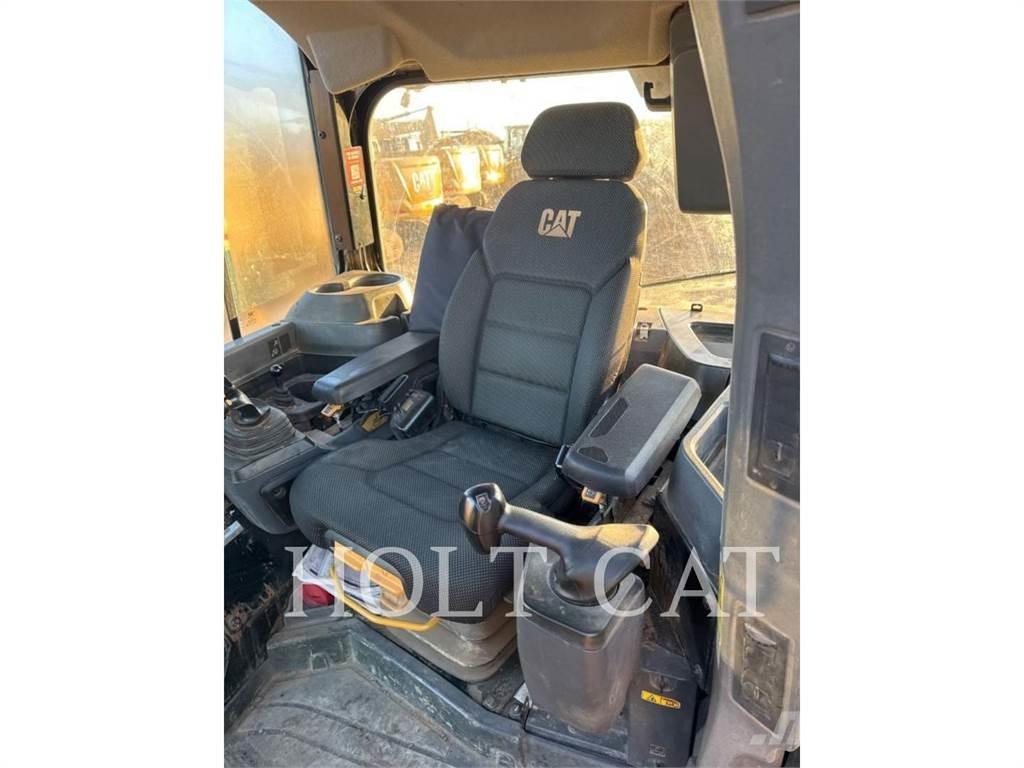 CAT D6 Верижни булдозери
