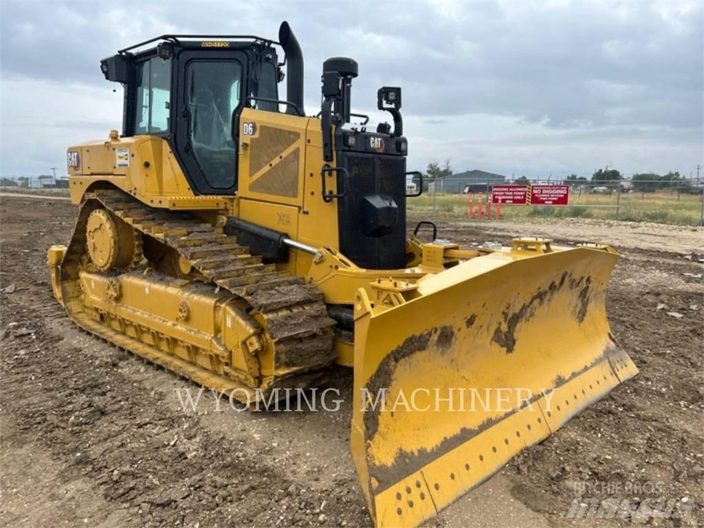 CAT D6 Верижни булдозери

