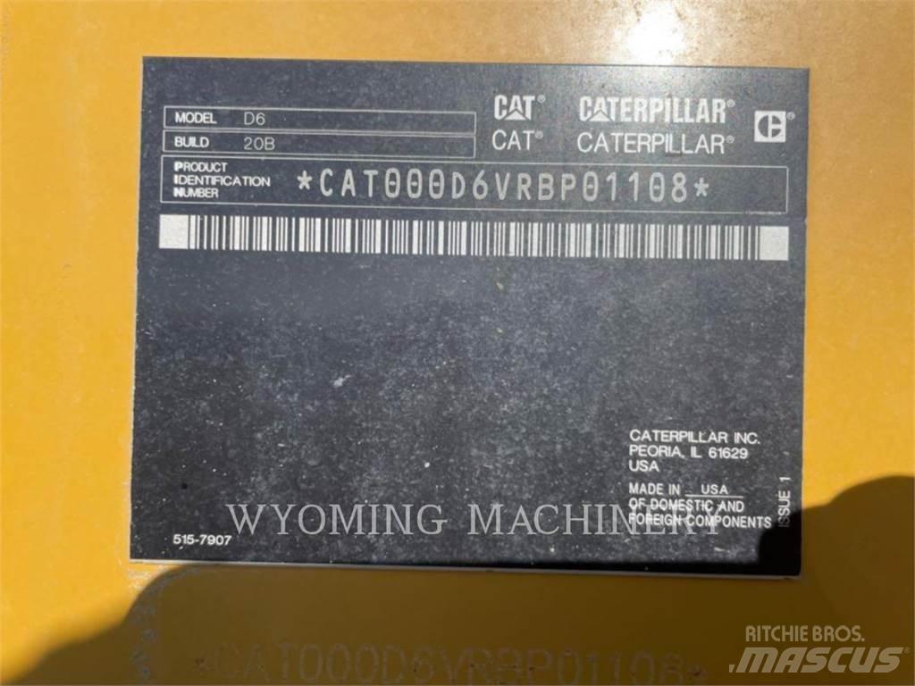 CAT D6 Верижни булдозери
