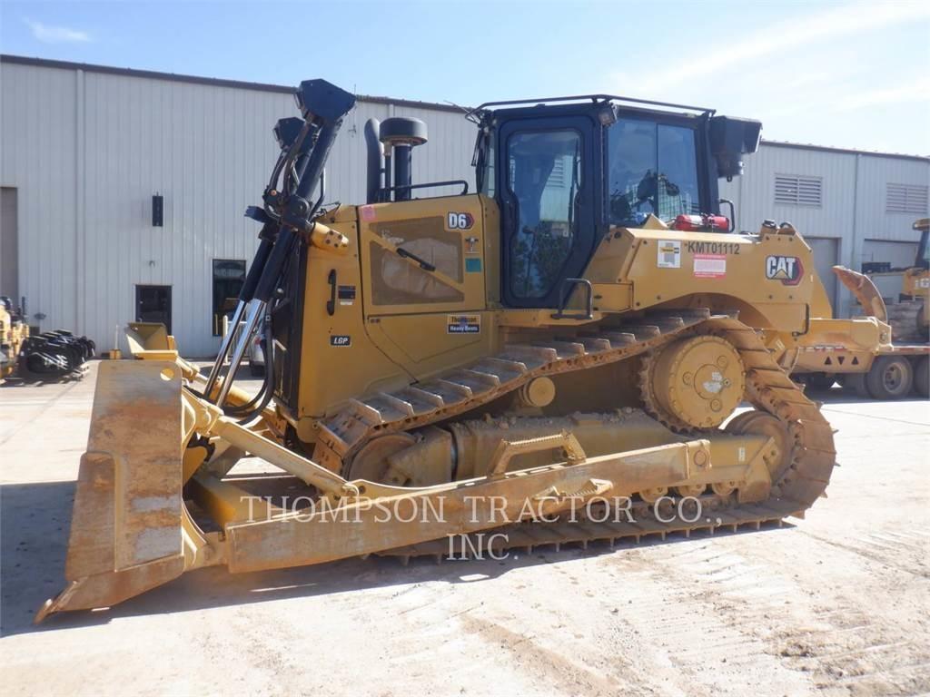 CAT D6 Верижни булдозери
