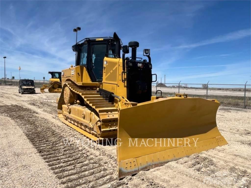 CAT D6 Верижни булдозери
