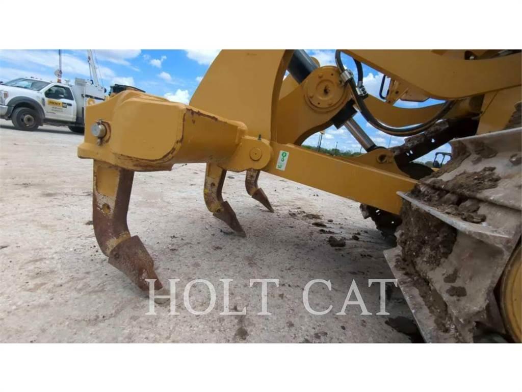 CAT D6 Верижни булдозери
