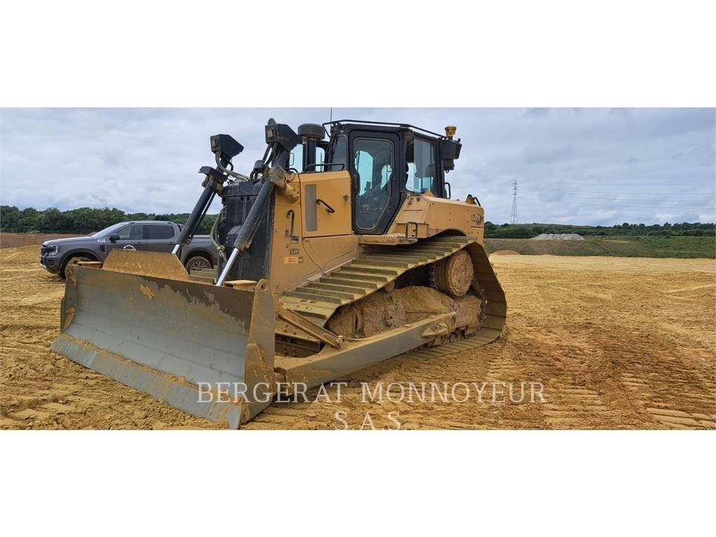 CAT D6-20 Верижни булдозери

