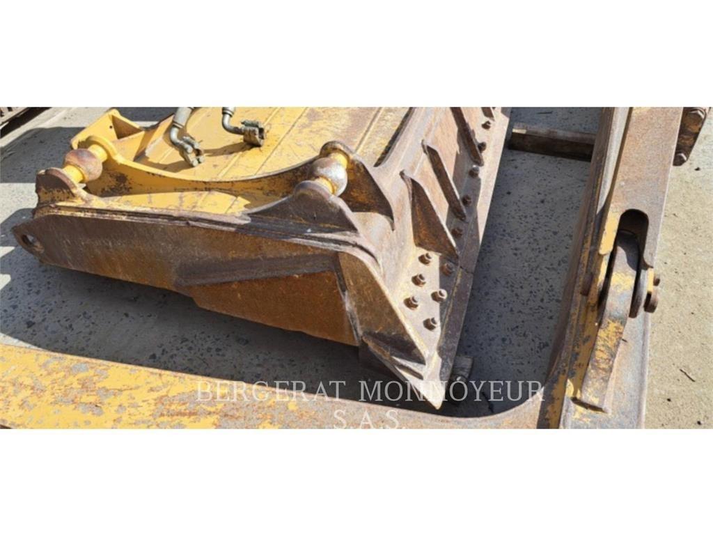 CAT D6-20 Верижни булдозери

