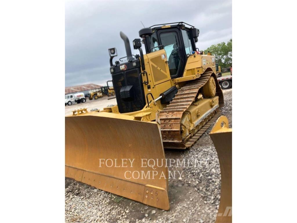 CAT D6-20V24I Верижни булдозери
