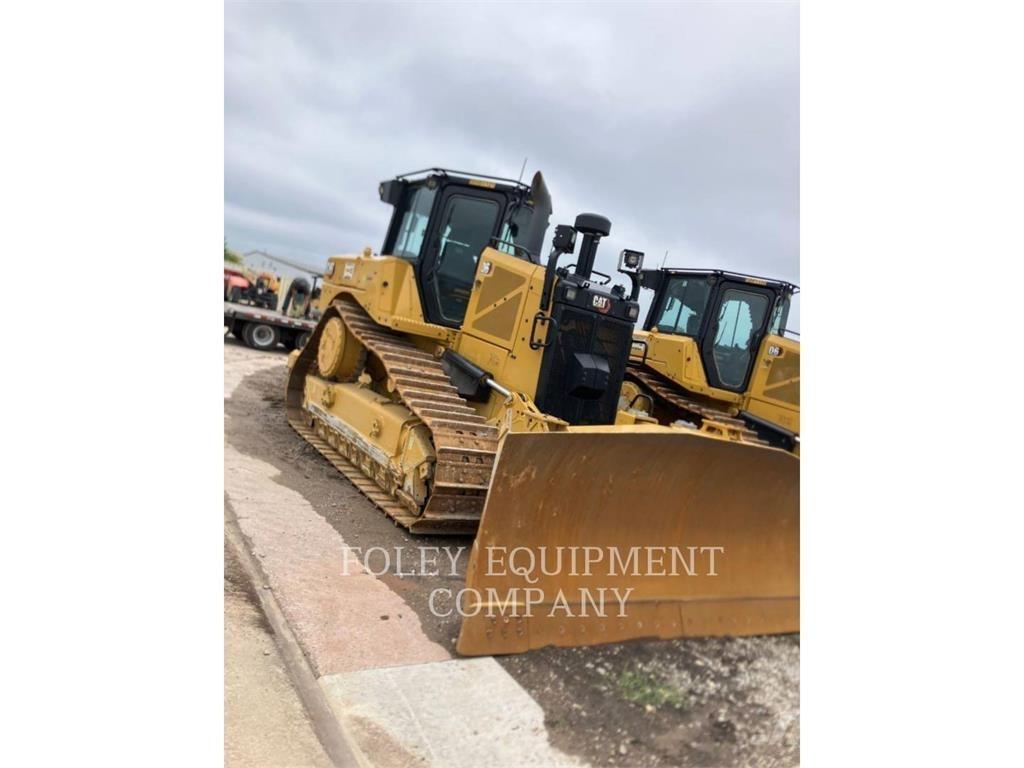CAT D6-20V24I Верижни булдозери
