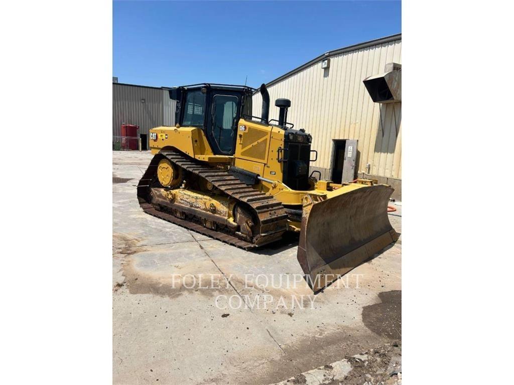 CAT D6-20V30I Верижни булдозери
