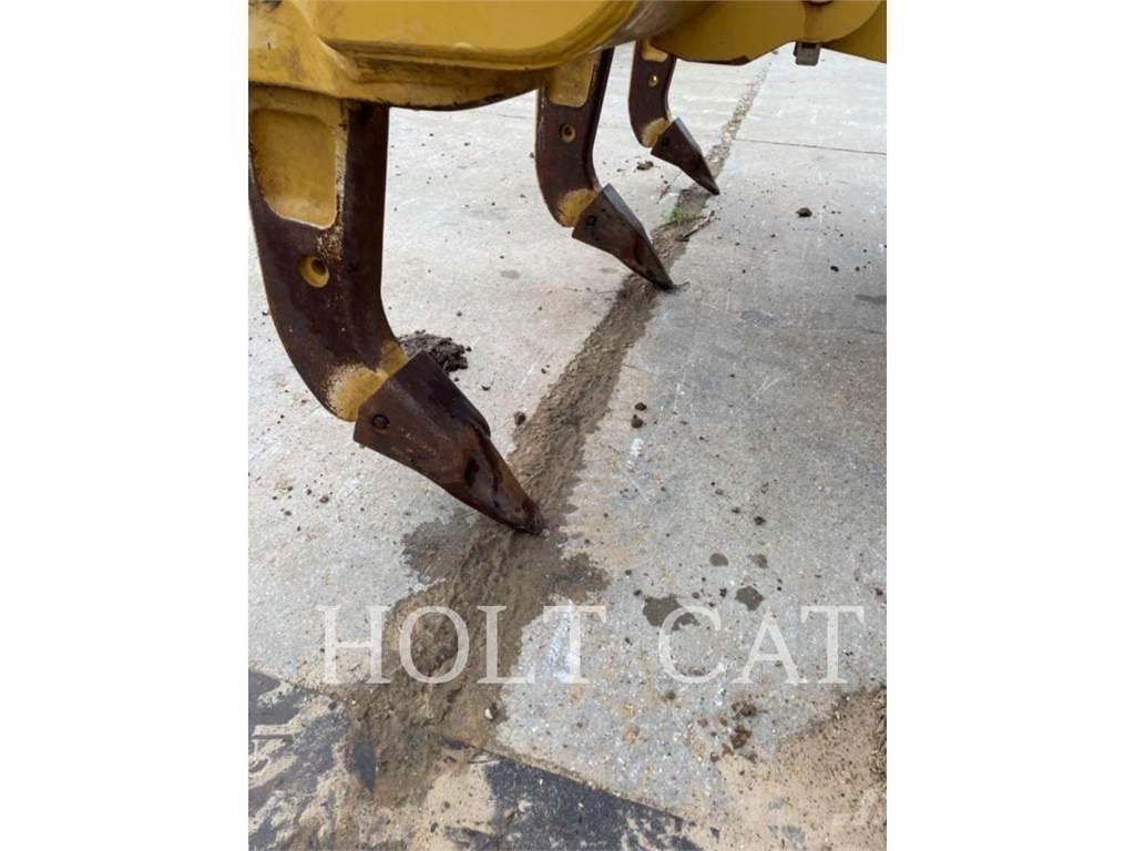 CAT D6 3D Верижни булдозери
