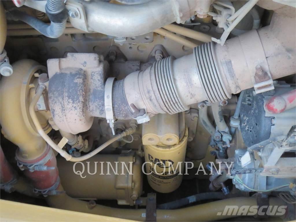 CAT D6 LGP Верижни булдозери
