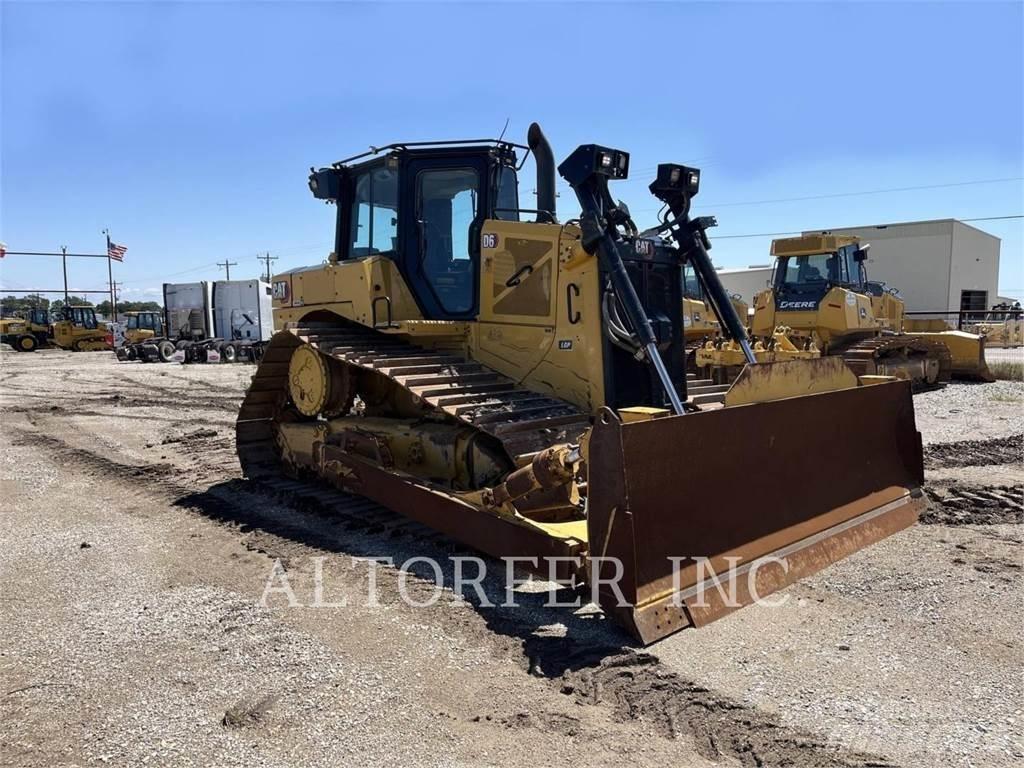 CAT D6 LGP 3D Верижни булдозери
