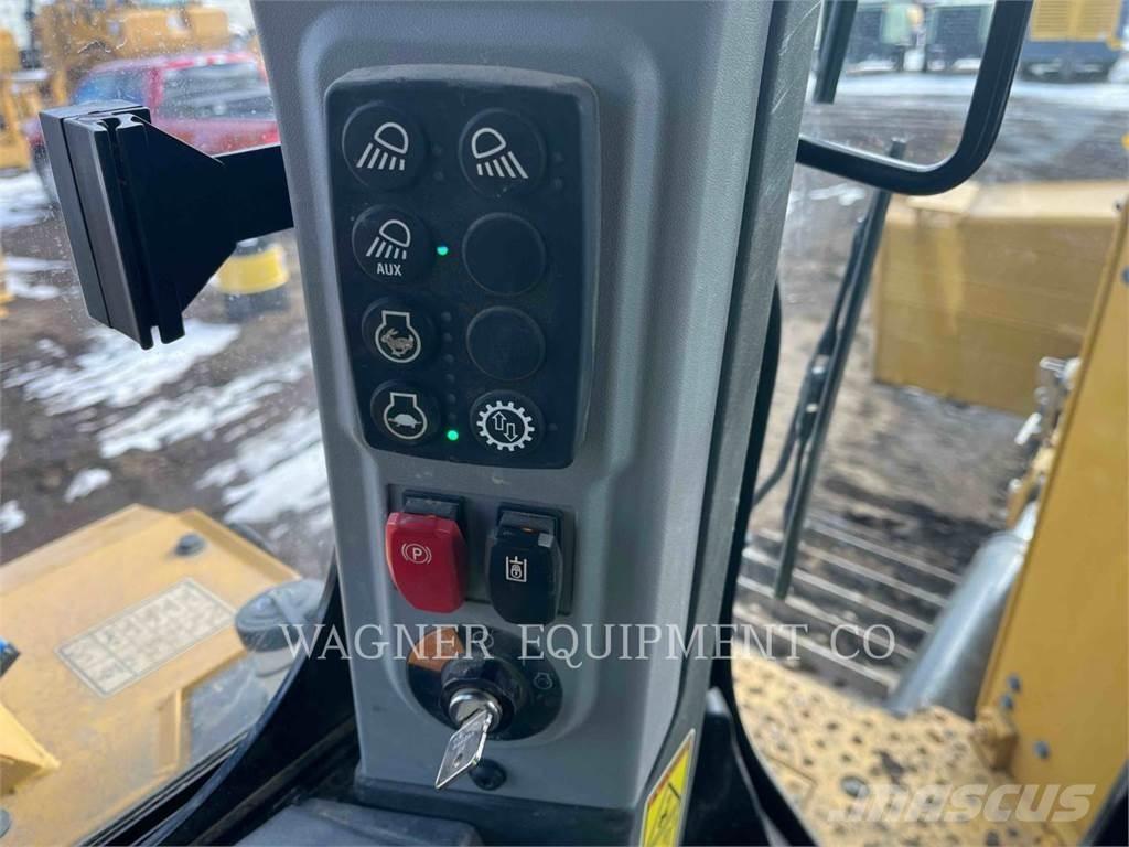 CAT D6 VP Верижни булдозери
