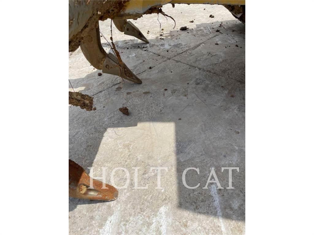 CAT D6 XELGPVP Верижни булдозери
