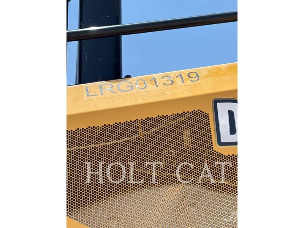 CAT D6 XELGPVP Колесни товарачи