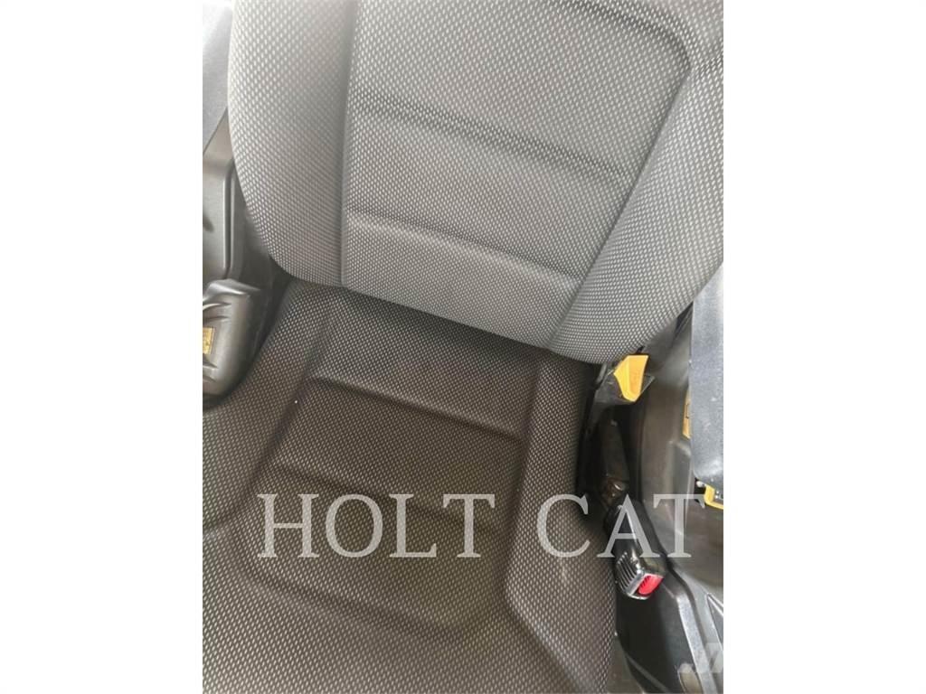 CAT D6 XL Верижни булдозери
