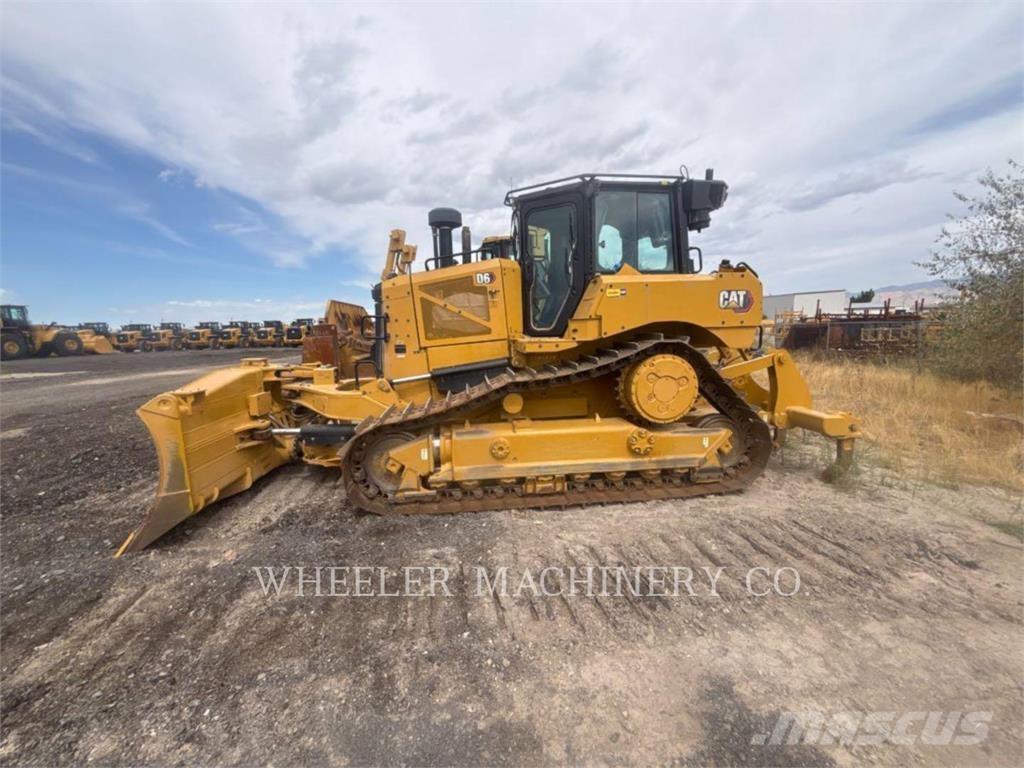 CAT D6 XL VP Верижни булдозери
