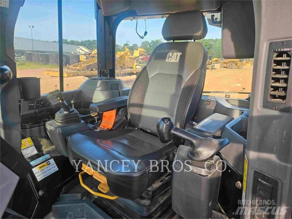 CAT D620VP Верижни булдозери
