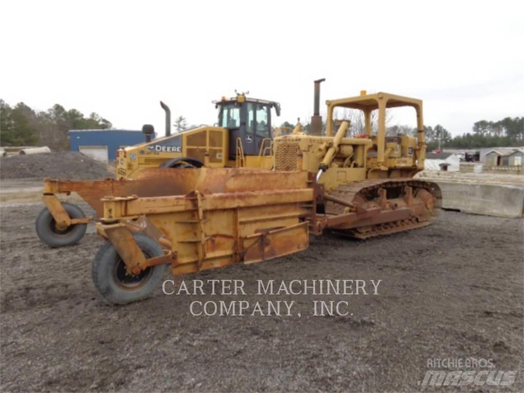 CAT D6C Верижни булдозери
