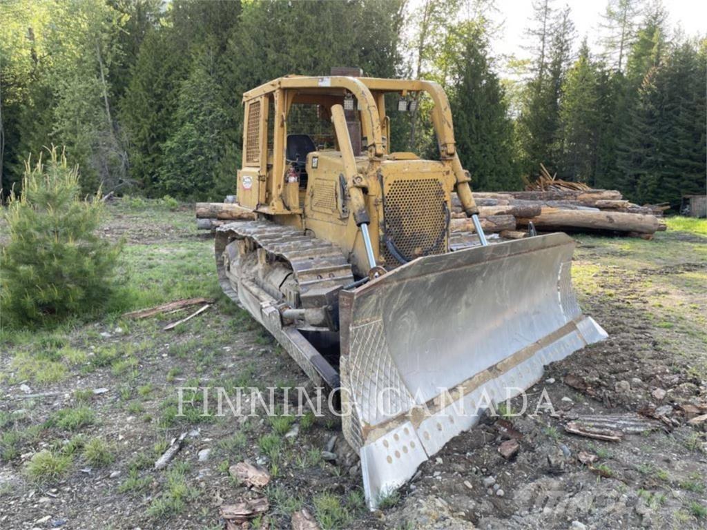 CAT D6E Верижни булдозери

