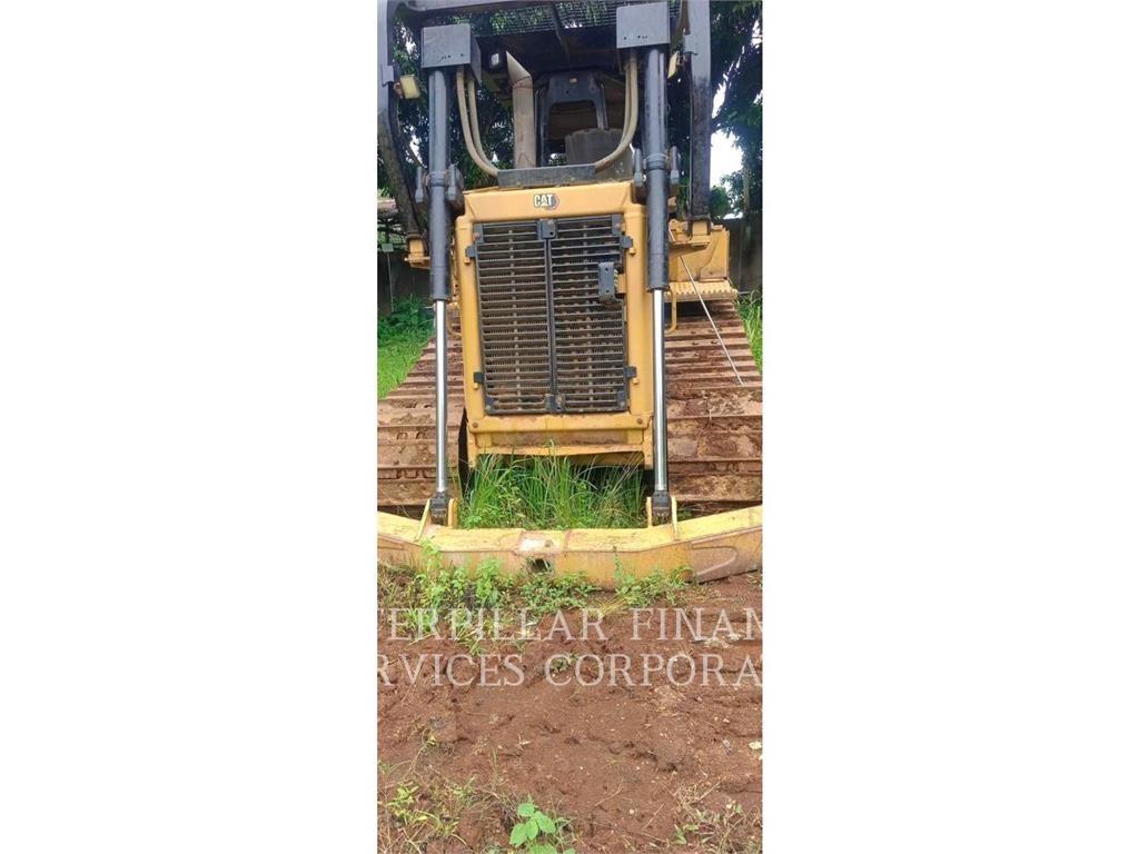 CAT D6GC Верижни булдозери
