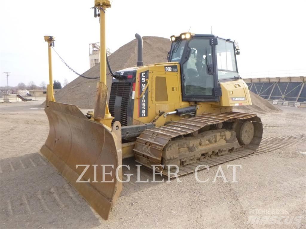 CAT D6K2 Верижни булдозери

