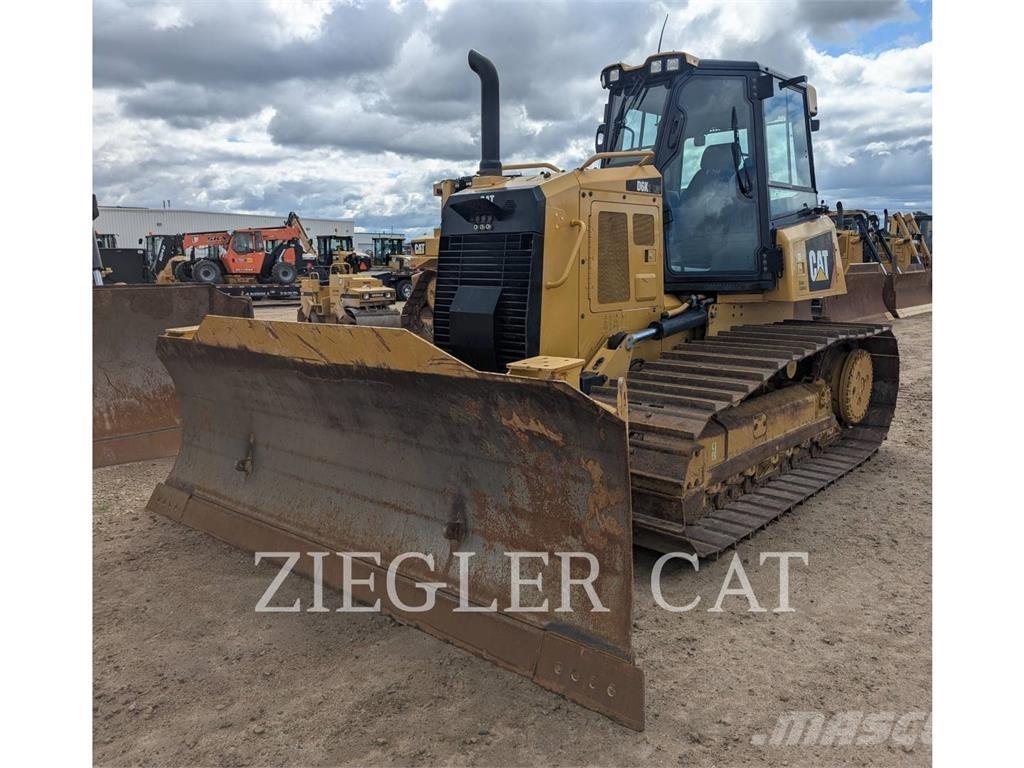 CAT D6K2 Верижни булдозери
