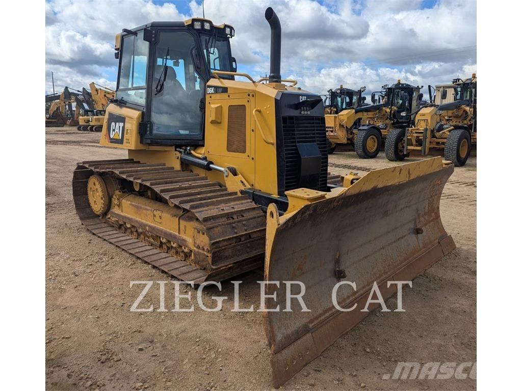 CAT D6K2 Верижни булдозери
