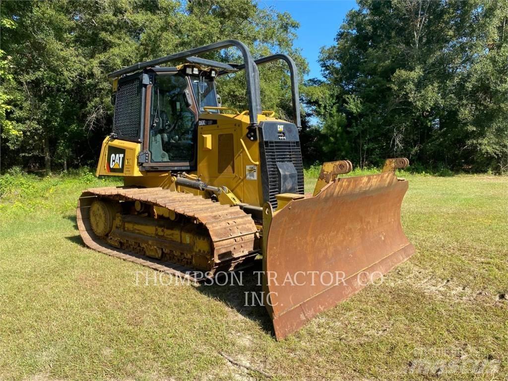 CAT D6K2 Верижни булдозери
