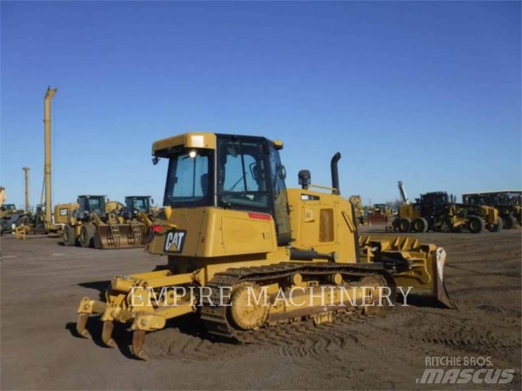 CAT D6K2 ARO Верижни булдозери
