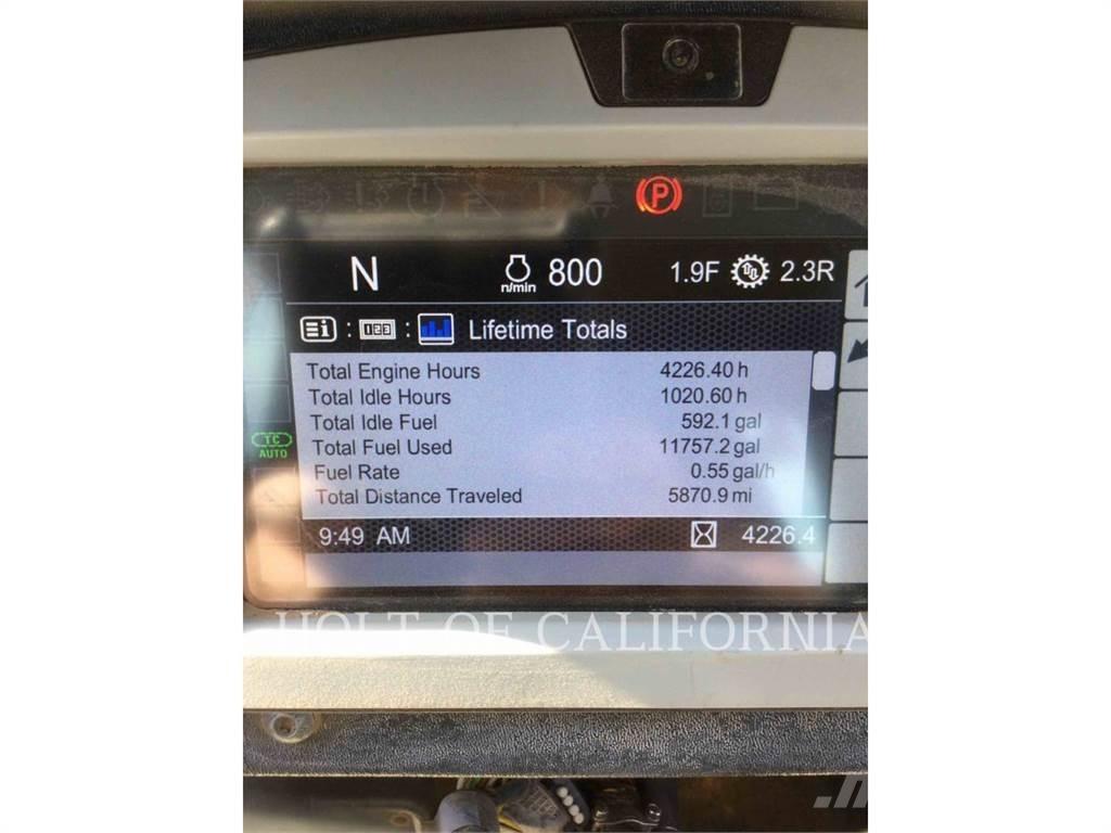 CAT D6K2 XL Верижни булдозери
