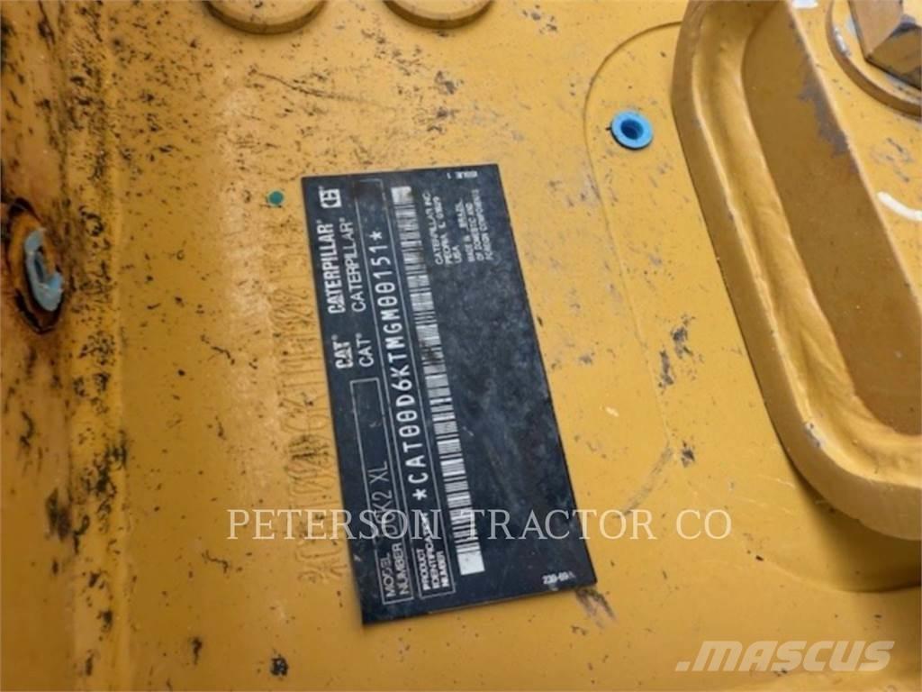 CAT D6K2 XL Верижни булдозери
