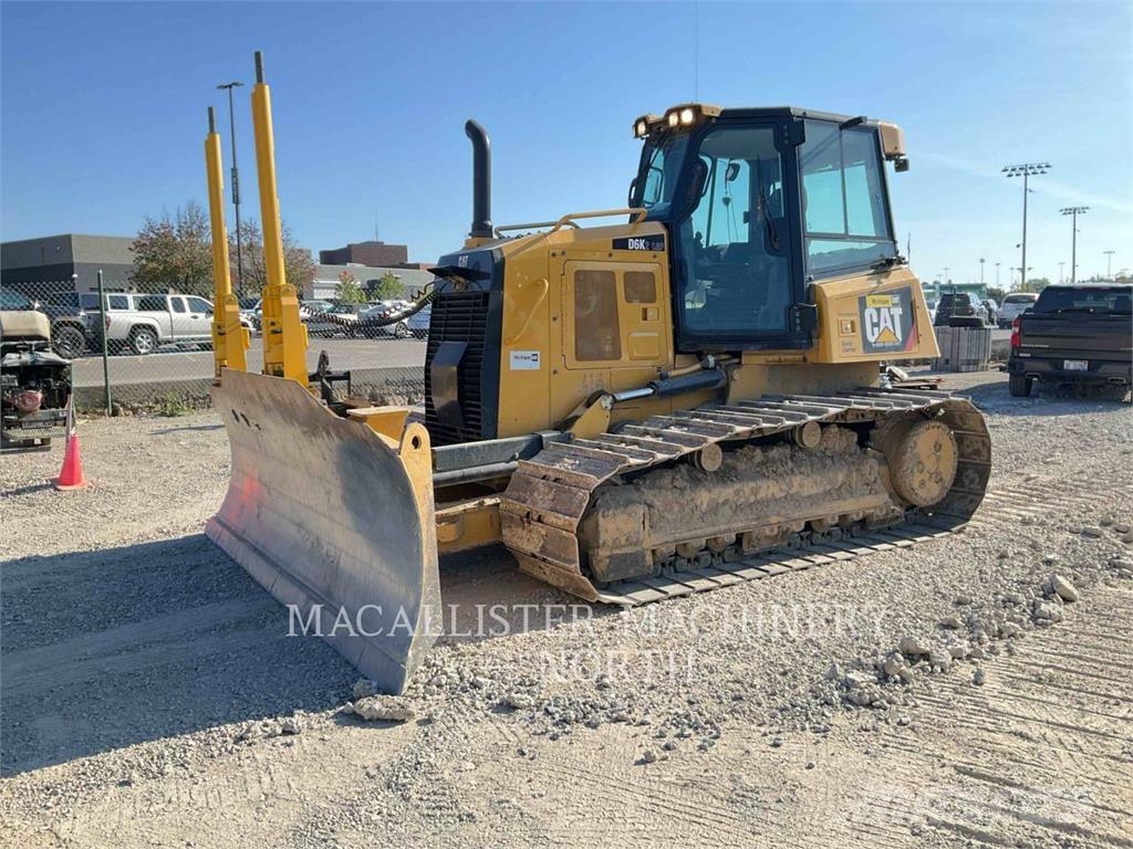 CAT D6K2L AZ24F Верижни булдозери
