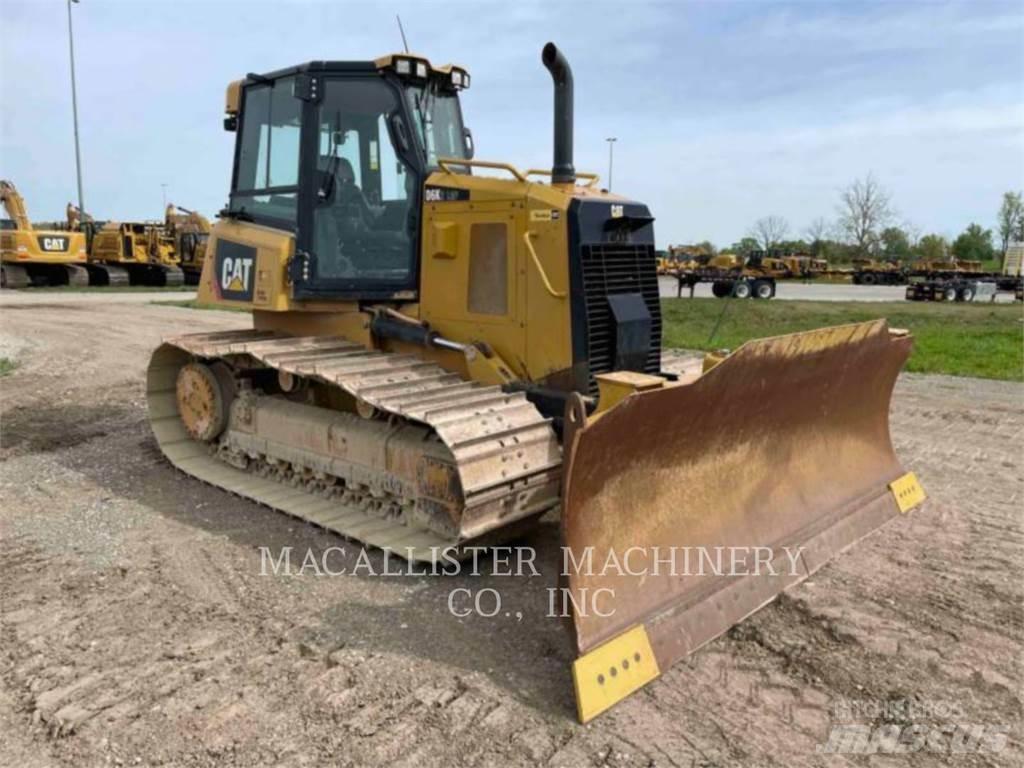 CAT D6K2LGP Верижни булдозери
