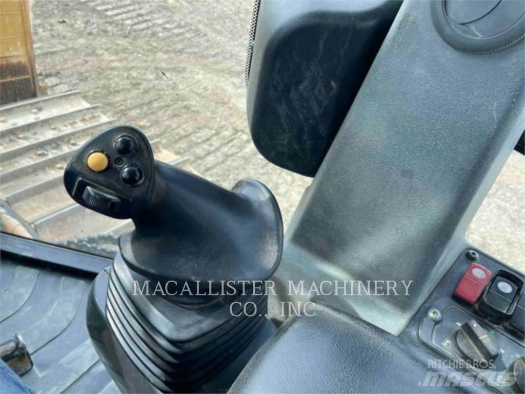 CAT D6K2LGP Верижни булдозери
