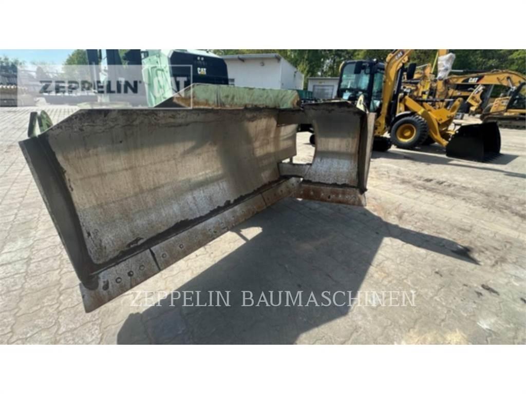 CAT D6K2LGP Верижни булдозери
