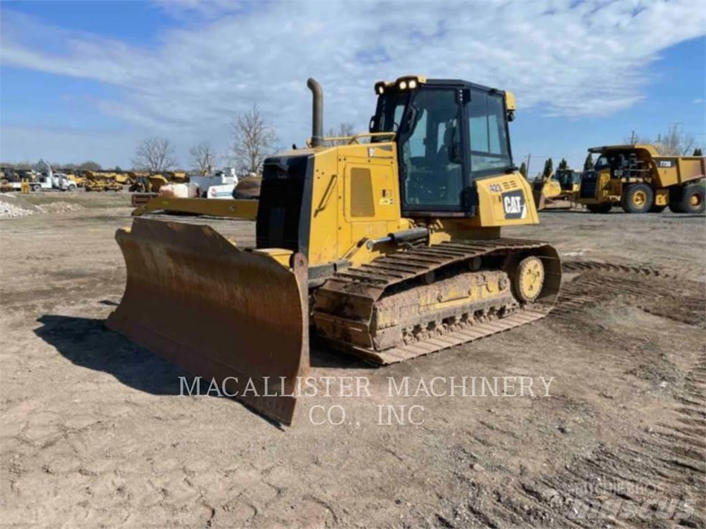 CAT D6K2LGP Верижни булдозери
